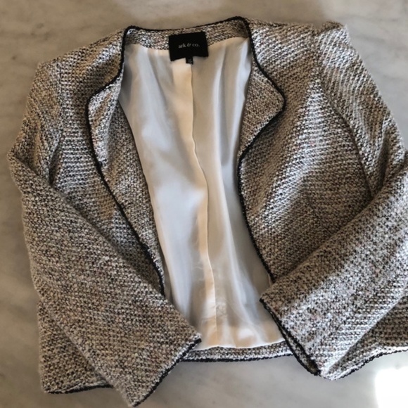 Ark & Co Boucle Blazer - Picture 1 of 6